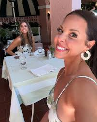 Lisa Mozingo (@lisa_mozingo_) • Instagram photos and videos