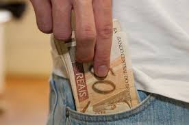 Gobierno fijó aumento del salario mínimo para 2021. Salario Minimo Do Brasileiro Devera Chegar A R 1 087 Em 2021 Noticias R7 Economia