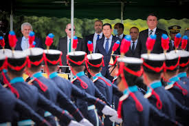 Las instituciones rusas llamadas academia son escuelas militares profesionales de posgrado para oficiales comisionados con experiencia que tienen el equivalente a una licenciatura. File 05 12 2020 Solenidade De Entrega Das Espadas Aos Novos Aspirantes Da Academia Militar Das Agulhas Negras 50683870901 Jpg Wikipedia