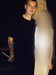 Dustin martin on wn network delivers the latest videos and editable pages for news & events, including entertainment, music, sports, science and more, sign up and share your playlists. Dustin Martin Fronts Afl Training In Interesting Outfit Express Digest