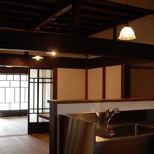 アメリカ1930年代の照明器具と古民家が似合っていますね 松永設計事務所 設計事務所 設計施工 静岡県静岡市 建築設計 古民家 民家再生 アンティーク アメリカ 照明 古民家 古民家 リノベーション 平屋 外観 和モダン