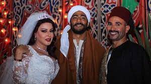 لم تزل الفنانة سمية الخشاب تسرق الأضواء على مستوى الوسط الفني بعد طلاقها مؤخرا ثارت أزمة جديدة وضعت إسم سمية الخشاب مرة أخرى في مقدمة الأخبار الأكثر جدلا بعد تكريمها. Ø¨Ø¹Ø¯ ÙØ¶Ø§Ø¦Ø­ ÙˆØ§Ù†ÙØµØ§Ù„ Ù…Ø­Ù…Ø¯ Ø±Ù…Ø¶Ø§Ù† ÙŠØ¬Ù…Ø¹ Ø³Ù…ÙŠØ© Ø§Ù„Ø®Ø´Ø§Ø¨ Ø¨Ø·Ù„ÙŠÙ‚Ù‡Ø§