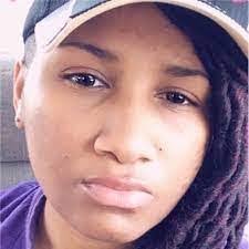 Flora Mobley's Instagram, Twitter & Facebook