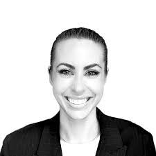 Isabella Humphreys's Instagram, Twitter & Facebook