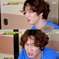 Lee kwang soo surprises on running man by cutting his own hair on the spot. Running Man Lee Kwang Soo Age