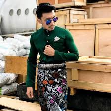 Dari ibu, bapa, anak lelaki, dan anak perempuan ada dekat sini. Baju Melayu Slimfit Home Facebook