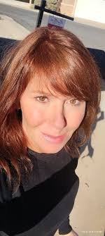 I highly recommend Lily at the Simple Pleasures Salon in Hurricane, Utah.  Lily did a fantastic job matching my natural color and covering the grays.  Thank you Lily. Highly recommended.