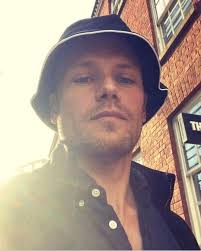 They said beauty fades after 40. You said: hold my moisturizer 💅🔥