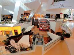 The address of this beautiful complex is 3780 las vegas boulevard south, and it;s located right on the strip, bordered by famous resorts park mgm and cosmopolitan las vegas. City Center Las Vegas Hotels Shopping Attractions