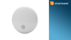 En caso de incendio, pueden liberarse sustancias como monóxido de carbono y es posible que no huela ni note nada, sobre con ellos, tendrá tiempo para apagar el fuego o escapar. Smartwares 10 006 74 Detector De Humo Rm218 Rm218 Smartwares