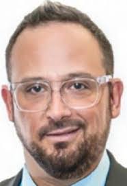 Aaron Schubach's Instagram, Twitter & Facebook