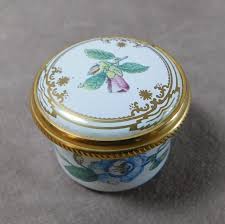 New spode stafford flowers coffee or tea cup england geary's beverly hills. Spode Fine Enamels Stafford Flowers Pill Box 10392 La319358 Loveantiques Com