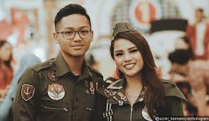 Secara terpisah, atta halilintar mengunggah foto yang serasi. Berjuang Masuk Perguruan Tinggi Ini Pesan Haru Aurel Hermansyah Untuk Azriel