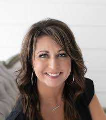 Karen Sledge's Instagram, Twitter & Facebook