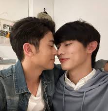 No~ Kai! Not with Kurosaki-san 😫😫...