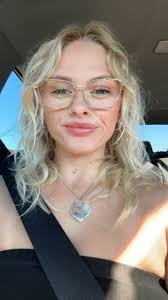 Looking for female roommates in San Diego for a shared place?