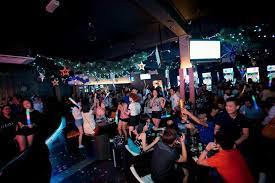 1 st october wednesday @ deutsches gasthaus, kepong, kl. æš—é»'ä¹‹ç¥ž Batu Pahatå¤œåº—çš„å›°å¢ƒ