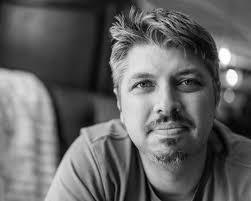 Elie Breaux is a documentary family, vacation and wedding photographer