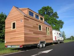 Habitat Alternatif A Avranches Tiny House Fabrique Des Mini Maisons Low Tech Reparer Detourner Nouvelle Source D Innovations