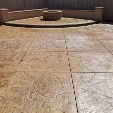 The average salary for a concrete laborer is $22.77 per hour in kaukauna, wi. Professional Concrete Contractor In Milwaukee Wi Milwaukee Concrete Solutions Call Us Now 414 348 0670