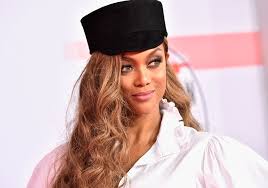 Tyra banks celebrates 'beauty revolution' after victoria's secret nixes the angels. At 45 Tyra Banks Is Back On The Cover Of Sports Illustrated The New York Times