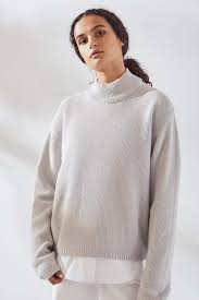 Is a cashmere sweater one of your wardrobe essentials? Pace Crew Knitwear Organic Cotton Kowtow