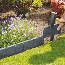This easy addition to your lawn significantly increases your. Cobbled Stone Plastic Garden Edging Ideas Diy Tradgard Tradgardsarbete Baksida Tradgardsskotsel