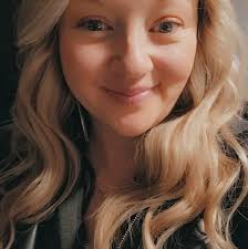 Viewing and photographing northern lights with minimal light pollution