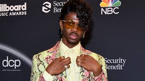 Nur solange der vorrat reicht! Lil Nas X Shares Defiant Message As He Tops Us Chart Bbc News