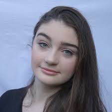 Kate Squires's Instagram, Twitter & Facebook