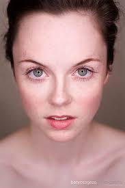 Tessa Archer's Instagram, Twitter & Facebook