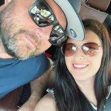 Is there a difference between NPT quatzscapes and pebbletec for pool  plaster?