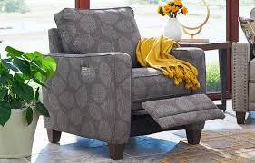 Makenna Duo Reclining Sofa La Z Boy In 2020 Chair Reclining Sofa Rocker Recliners