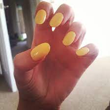 Sunny Yellow Oval Shaped Nails For Summer Acrylic Nails Almond Short Shellac Nail Designs Nails Shape Oval