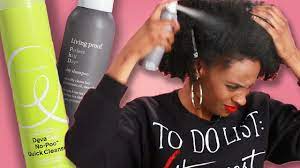 After applying the dry shampoo, allow it to sit for a few minutes than comb through your hair. Women With Natural Hair Try Dry Shampoo Youtube