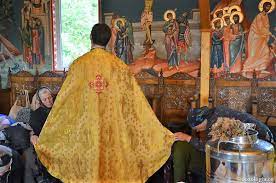 Este greu de aflat cati preoti practicanti exista la un anumit moment. CaÈ›i Bani CaÈ™tigÄƒ Un Preot In 2019 In Romania PuÈ›ini Se AÈ™teptau SÄƒ AibÄƒ Un Astfel De Salariu