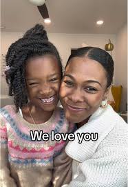 Cami Lee's Instagram, Twitter & Facebook