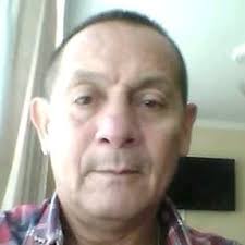 Sabías que esgalamido, en el dialecto paisa, se refiere a una persona  desnutrida, que además no le gusta trabajar? 😳🤣 Parte del elenco de #Rigo  te explica otras palabras autóctonas paisas .