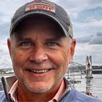 Sean Mohr's Instagram, Twitter & Facebook