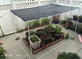 Diy Freestanding Shade Canopy For Garden Backyard Shade Shade Cloth Garden Shade Garden