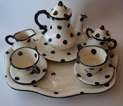 Black And White Teapot Set Sweet Nothings April 2010 Tea Pots Tea Mini Tea Set