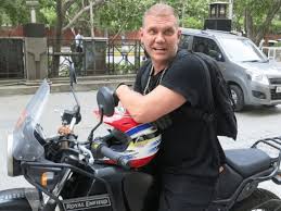 Procesado el conocido actor porno Nacho Vidal por el homicidio imprudente  de un fotógrafo con veneno de sapo - La Prensa Gráfica