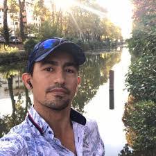 Laura Berte's Instagram, Twitter & Facebook