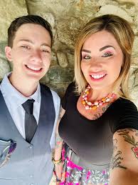 🎓Senior Spotlight: Jameson Hurst!🥅🏒