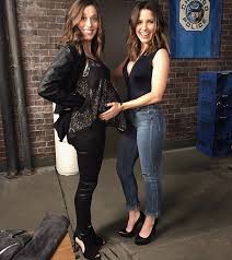 Marina Squerciati Sophia Bush In 2020 Chicago Pd Cast Chicago Pd Sophia Bush Chicago Pd