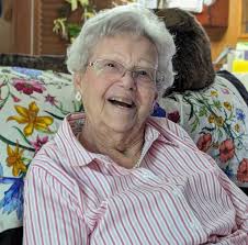 Happy birthday, Hannah Hampton 🎂 #UWCL #HBD