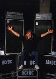 Ac Dc Let There Be Rock 1977 Unedited Video Version Fotolog Magazine 2020 Acdc Cliff Williams Ac Dc Rock
