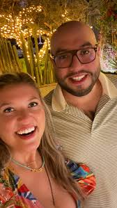 We had so much fun it was almost SCARY decorating this Haunted Mansion from  @hydeandeekbytarget 👻 Helping my mom make gingerbread houses from scratch  at Christmas, and having a party for all