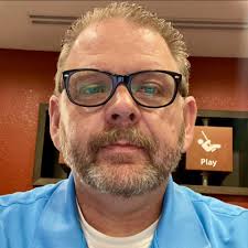 Transportation options from airport to Universal Orlando Resort?