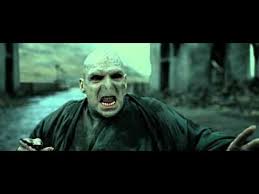 Harry Potter Kills Voldemort Harry Potter And The Deathly Hallows Part 2 Hd Youtube In 2020 Harry Potter Voldemort Voldemort Voldemort Harry